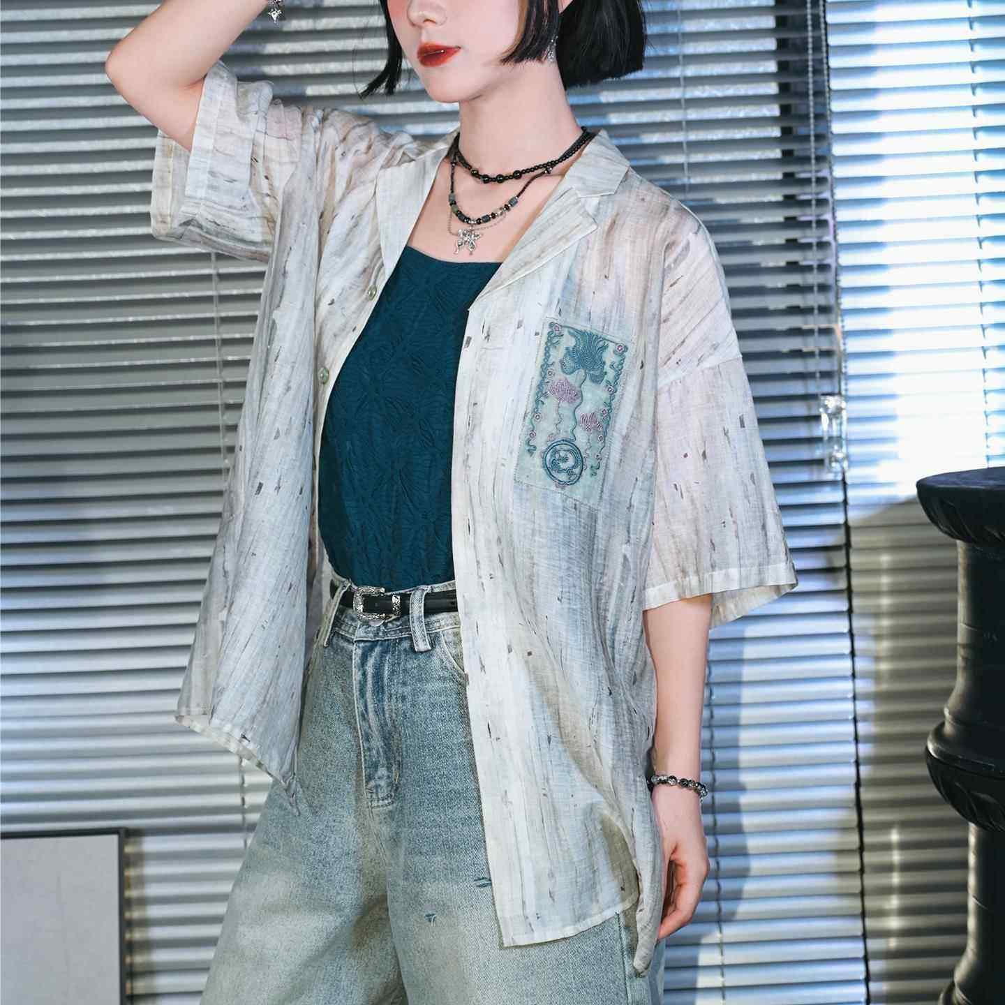 古怪舍「幻世集」布贴绣晕染天丝衬衫外套女夏覆古背开 叉轻薄上