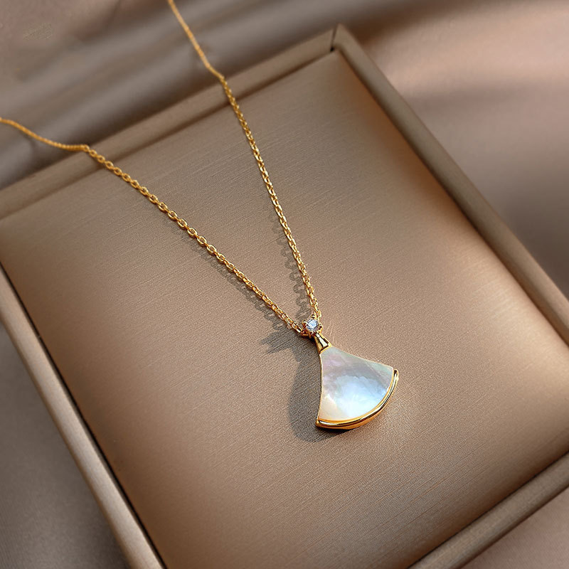 气质猫眼石设计感扇形裙子项链