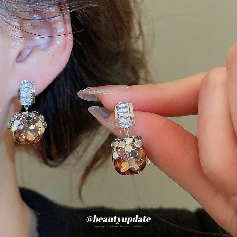 方形轻奢简约银针耳环日常高级感时尚锆石百搭镶钻耳钉通勤耳饰女,饰品/流行首饰/时尚饰品新,耳钉,淘宝优惠券,粉丝福利购,淘宝优惠卷