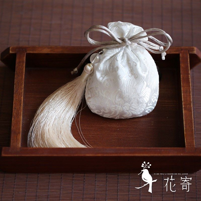 新品古风流苏香包l端午香囊汉服随身荷包香包袋手工文玩袋含礼盒