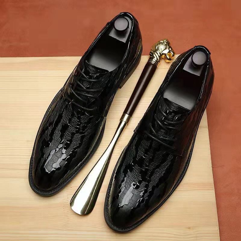 新品男鞋皮鞋男款尖头商务软w底系带休闲百搭结婚西装上班工作正