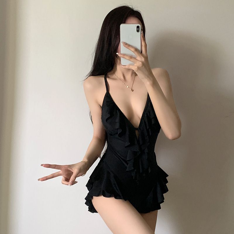 时尚韩版女连体纯色泳衣小胸聚拢露背性格辣妹学生沙滩度假bikini