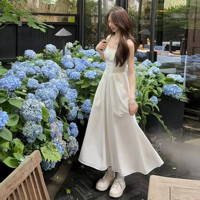 法式温柔风白色吊带连衣裙子女夏季2025年新款小个子收腰气质