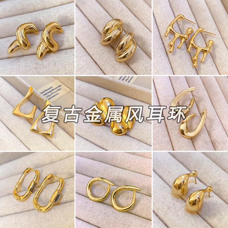 真金电镀人造珍珠款银针耳环女法式复古耳钉大气轻奢耳饰感女