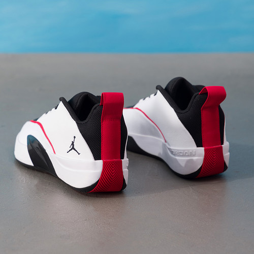 NIKE耐克男鞋AJ篮球鞋2026夏季新款缓震运动鞋休闲鞋IQ6583-100
