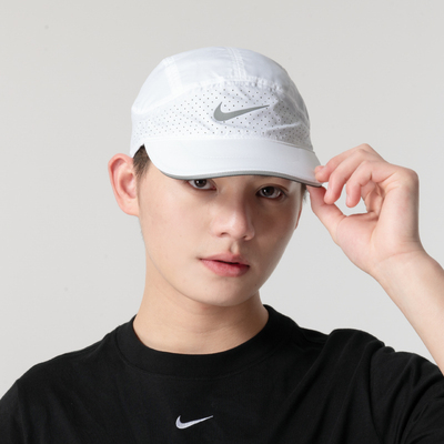 Nike耐克男女帽新款透气鸭舌帽白色韩系棒球帽户外遮阳帽子FB5681