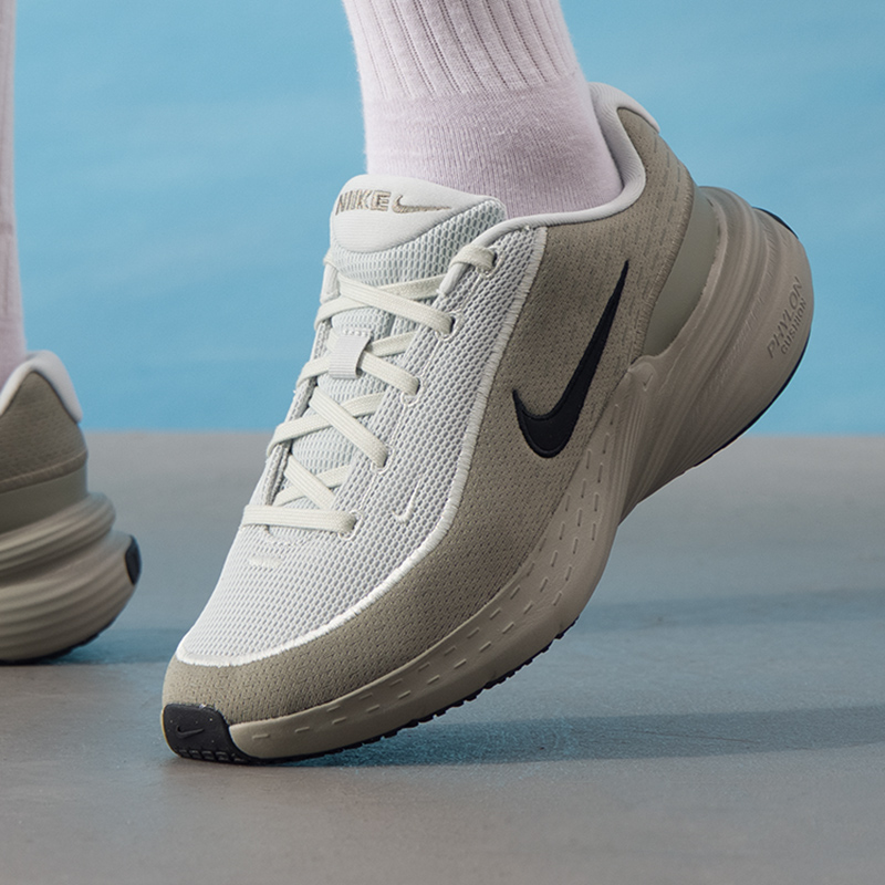 耐克（NIKE）男鞋25秋冬新款UPLIFT SC运动鞋缓震透气跑步休闲鞋