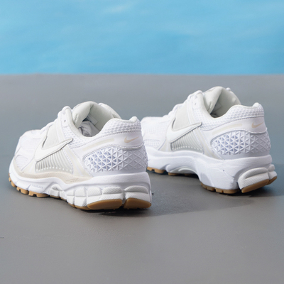 【商场同款】耐克女鞋新款Zoom Vomero5时尚缓震运动休闲老爹鞋