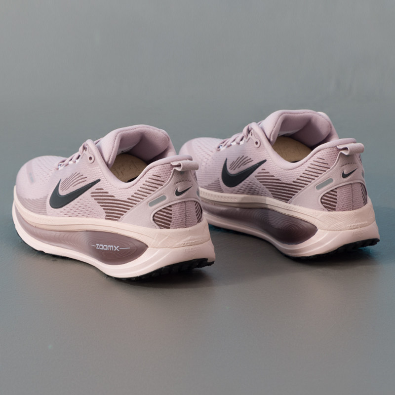 Nike耐克女鞋VOMERO 18运动鞋2026春季新款训练缓震跑步鞋HM6804,运动鞋new,跑步鞋,淘宝优惠券,粉丝福利购,淘宝优惠卷