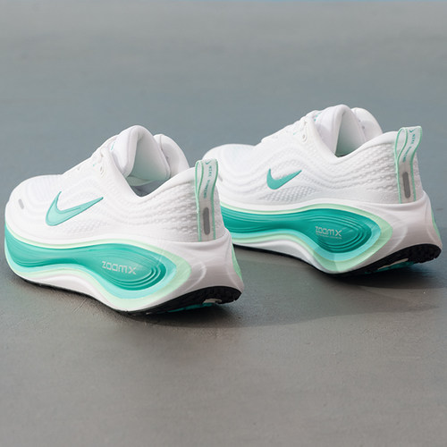 NIKE耐克女鞋2025秋季VOMERO PLUS轻便运动鞋跑步鞋 HV8154-100