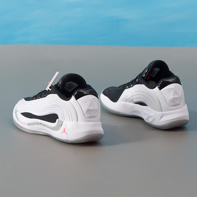 耐克NIKE男鞋新款秋季篮球鞋JORDANLUKA4 PF训练鞋缓震运动鞋