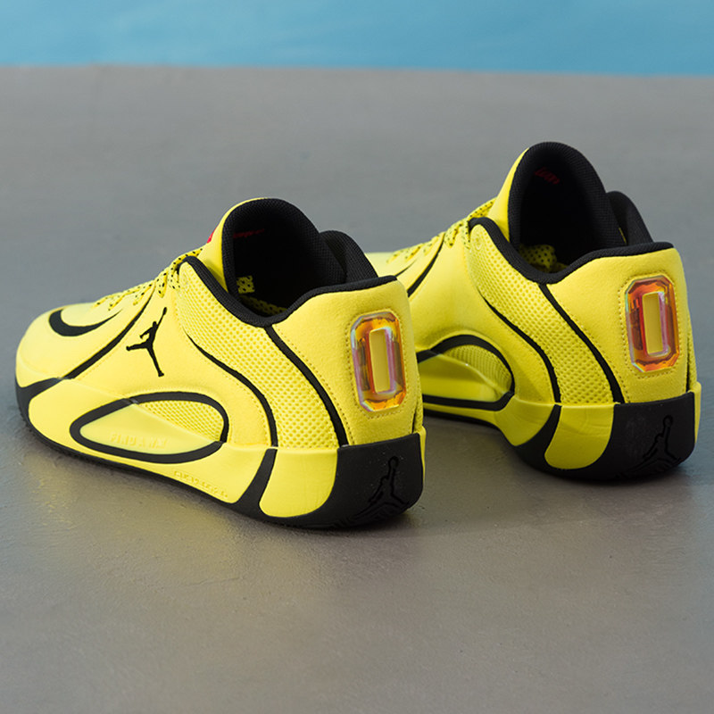 NIKE耐克男鞋黄色AJ篮球鞋2026春季新款休闲鞋jordan运动鞋HQ4613