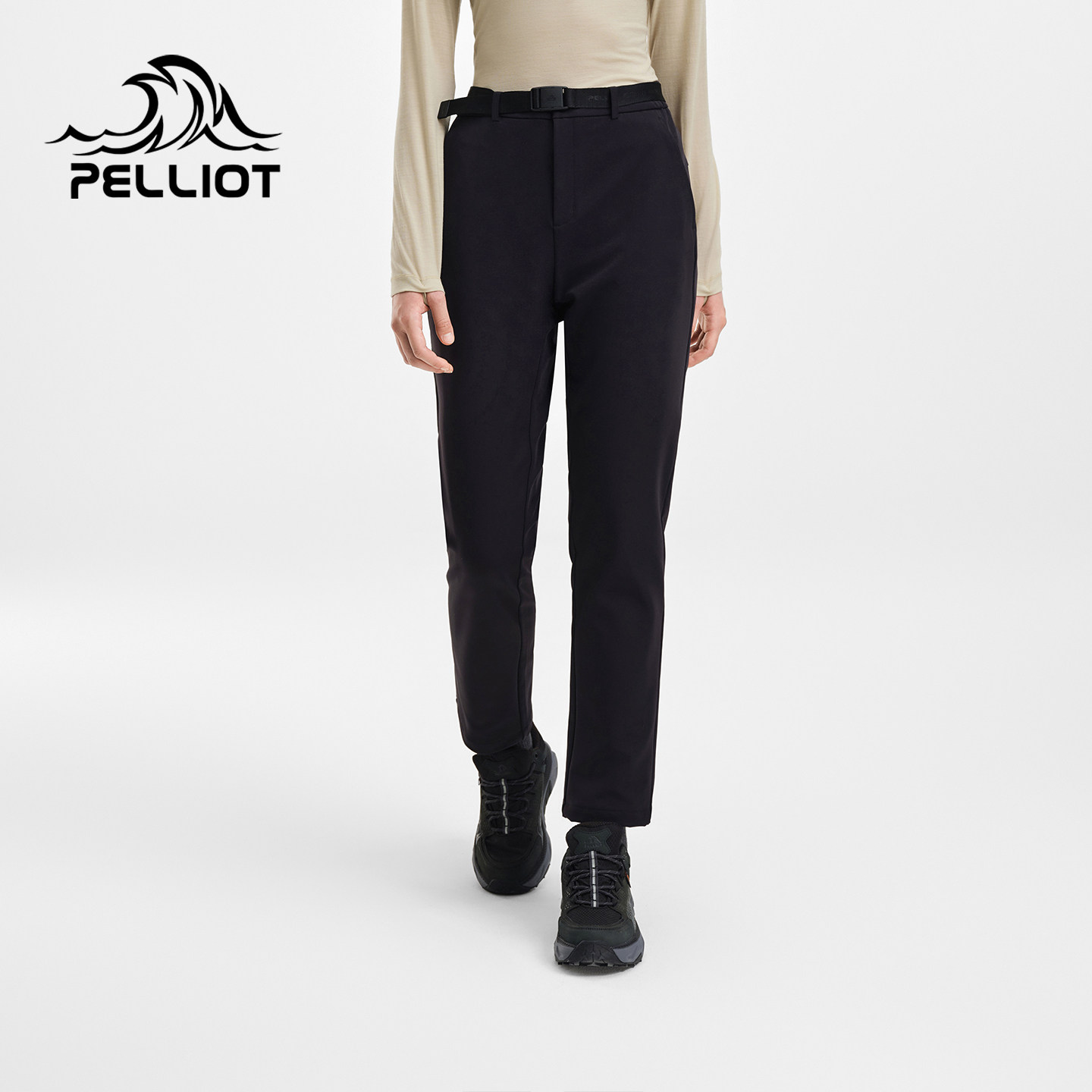 伯希和软壳裤女新款高弹耐磨户外徒步登山运动裤透气亲肤休闲长裤