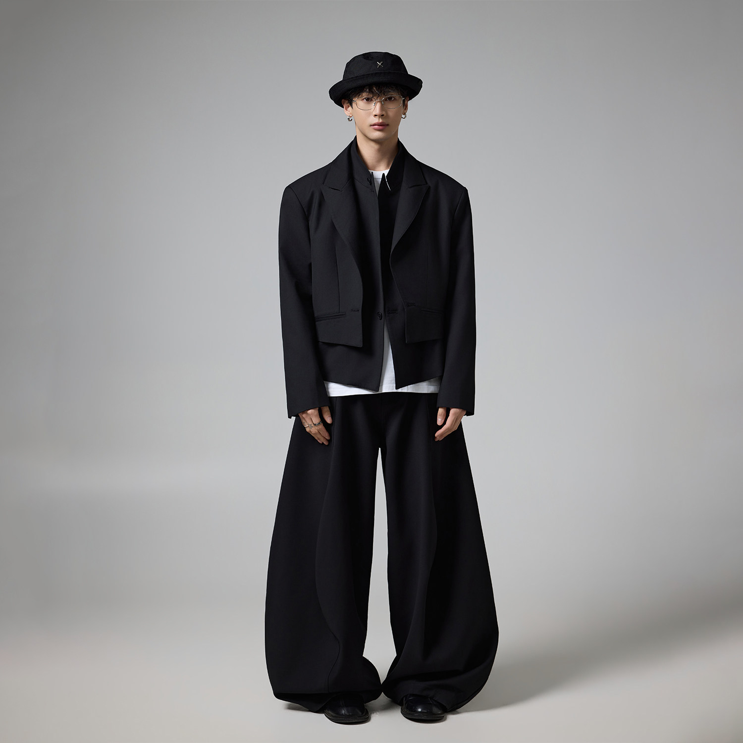 INSOMNIA假两件垫肩休闲西服外套