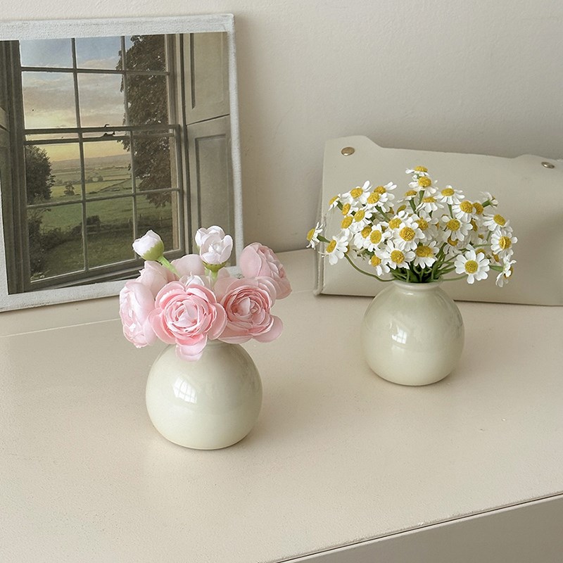 现货速发奶白陶瓷小花瓶桌面玄关客厅摆件家居饰品办公室电视机柜
