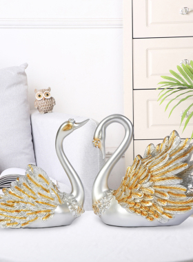 速发创意欧档天鹅摆件家居饰品关奢高式电视柜办公桌玄轻摆设乔迁