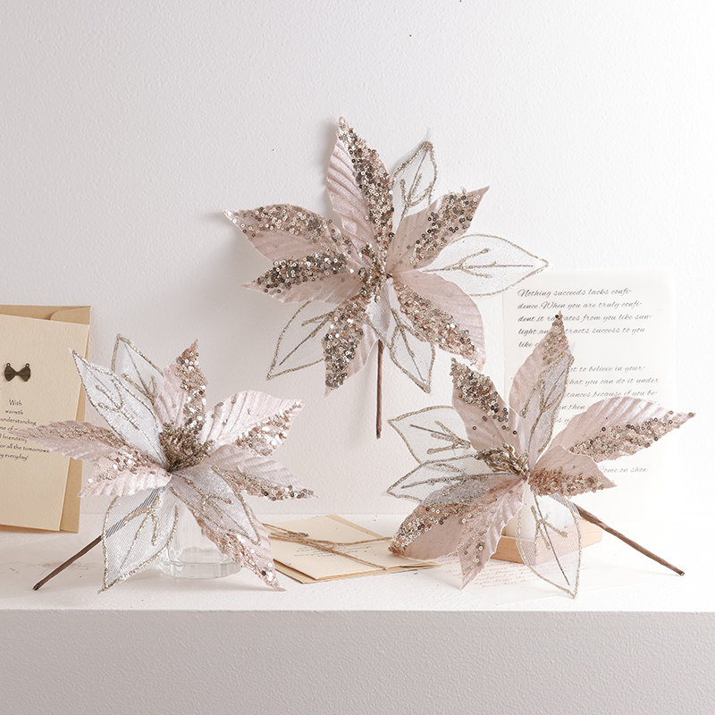 速发圣诞环节道布置日具装饰品假花配金色香槟色白色花花场景