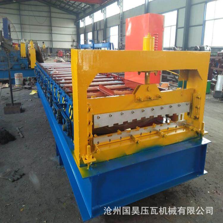 压瓦机不锈钢压瓦机彩钢板屋顶板设备800型卷帘门压瓦机设备,机械设备,电子产品制造设备,淘宝优惠券,粉丝福利购,淘宝优惠卷
