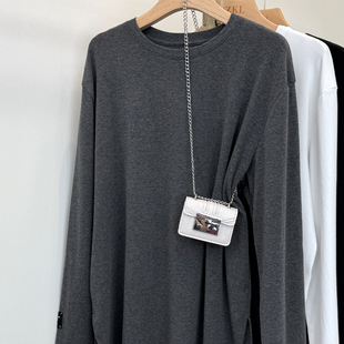 秋冬百搭打底上衣 T恤女加绒宽松中长款 一整个爱住了 侧开叉长袖