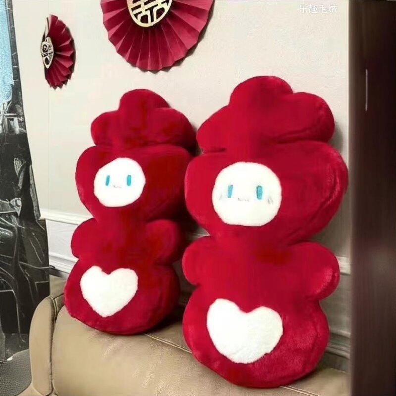 布置新婚喜字公仔枕结婚福娃一对压床婚礼礼物娃娃婚庆婚房抱中式