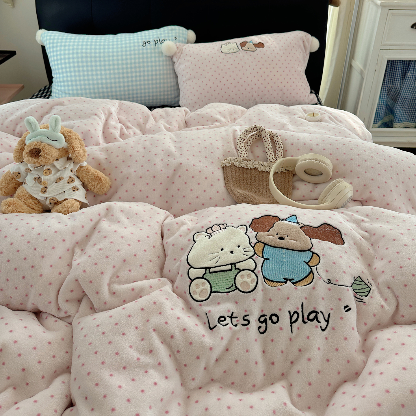 冬季可爱卡通贴布绣牛奶绒四件套