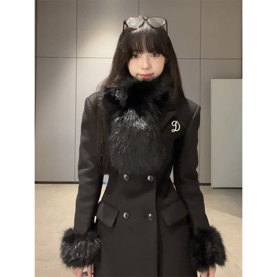 黑色显瘦收腰大衣2025冬季新款加厚赫本风双排扣毛领呢子外套名媛