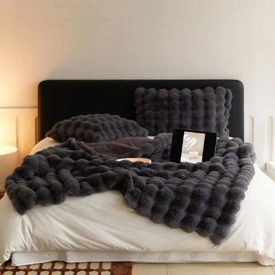 Double-sided Plush Throw Luxury Velvet Blanket Plush Velvet