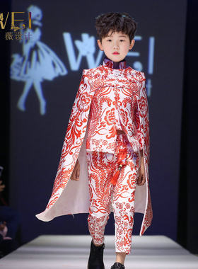 薇设计高端儿童礼服T台走秀礼服名族风青花瓷礼服男披风款夸张礼