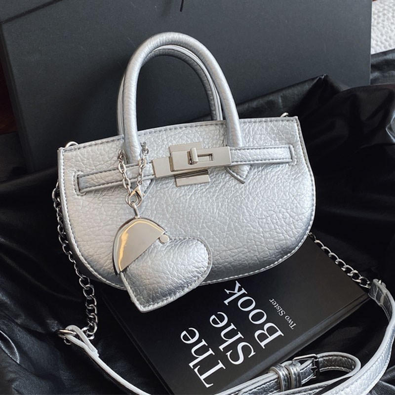 韩版时尚手提马鞍包女2025春季新款简约百搭单肩包小众气质斜挎包