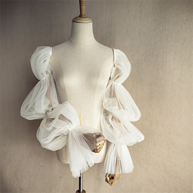 新娘婚纱礼服长款手袖褶皱网纱多层泡泡袖修身显瘦公主风袖子