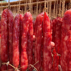 广东广式腊肠吴川华宝腊肠腊肉二八分金装煲仔饭烤肠腊味