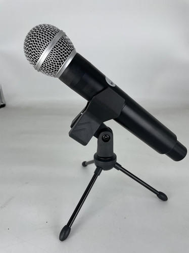 新款 话筒三脚支架麦克风桌面支架小台架 金属麦风支架