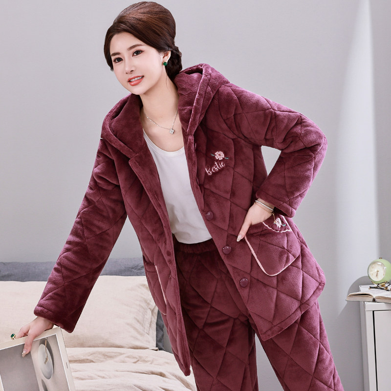 睡衣女士秋冬季珊瑚绒加厚夹棉袄中老年法兰绒保暖加绒家居服妈妈