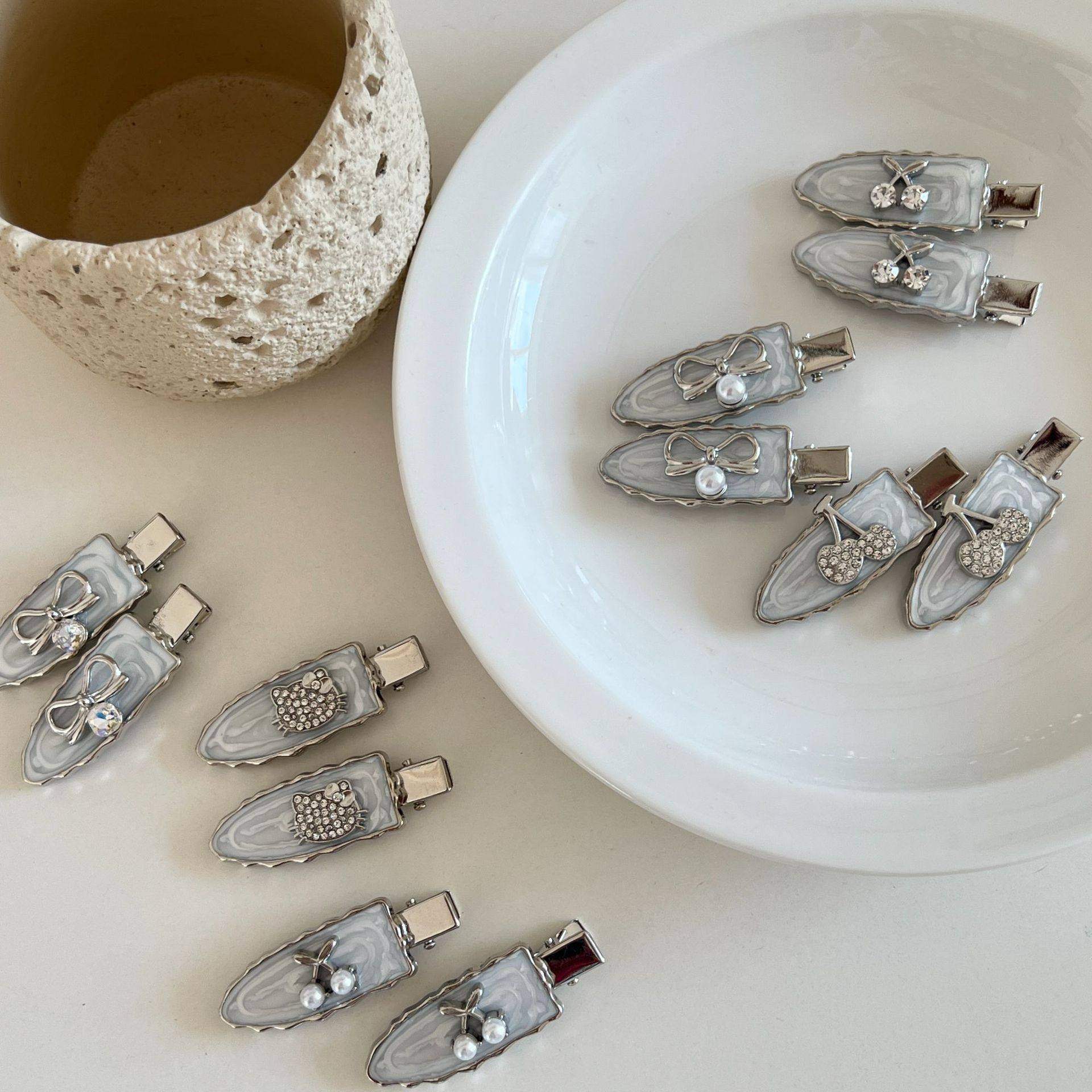 滴油银色系少女高级金属闪钻樱桃蝴蝶结无痕夹刘海侧边夹碎发夹头,饰品/流行首饰/时尚饰品新,发饰,淘宝优惠券,粉丝福利购,淘宝优惠卷