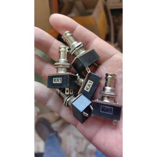 KA4-1 KA3-1 3A 220V/5A 127V 6脚按按钮 开关 KA1-1 BZ-3保险