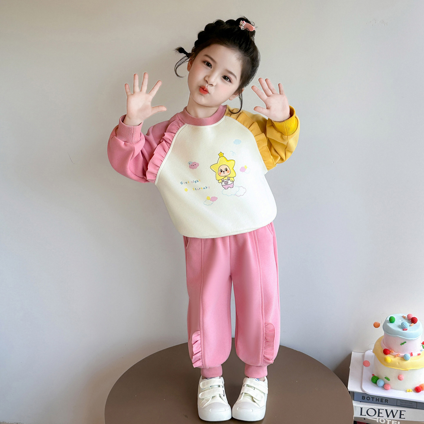 女童春秋新款花边萌趣卫衣甜美套装女娃娃卡通洋气束脚裤两件套潮