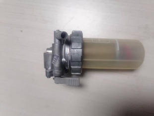 久保田拖拉机704 854 954 1004配件油水分离器滤芯 柴油滤芯总成