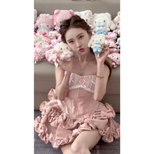古早风甜美气质千金生日出片裙子约会穿搭抹胸收腰蓬蓬连衣短裙女
