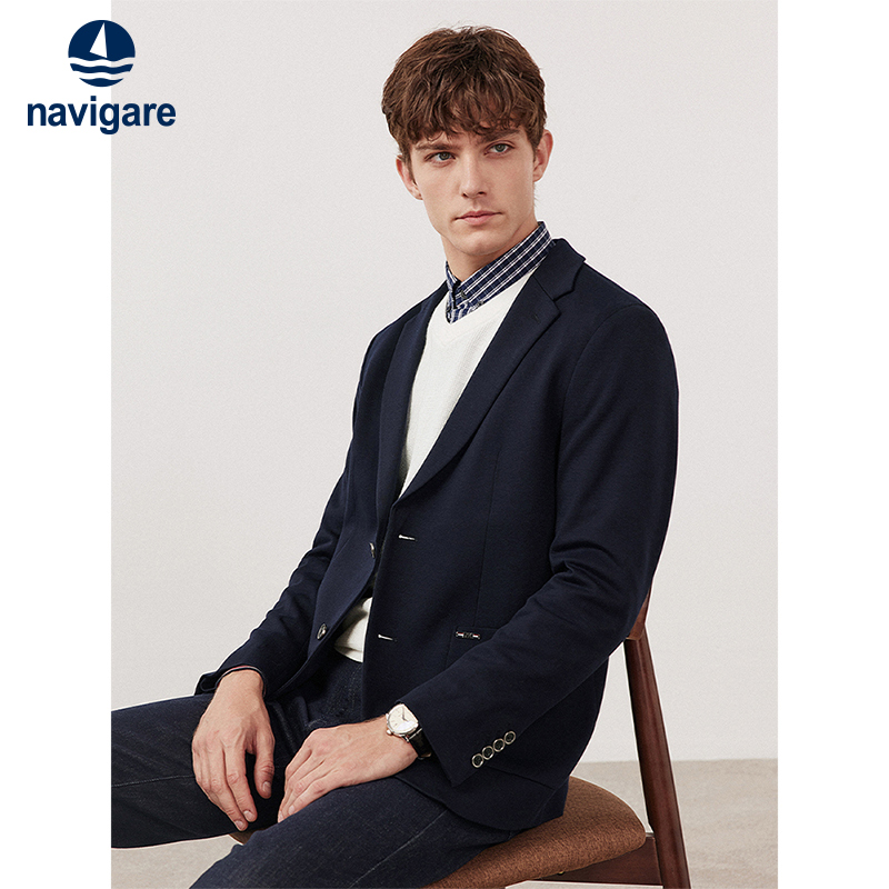 小帆船秋季休闲西装男