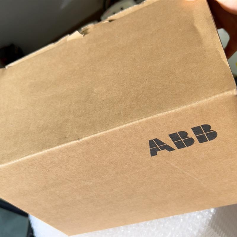 ABB变频器ACS180-04N-12A6-4 一台全新原