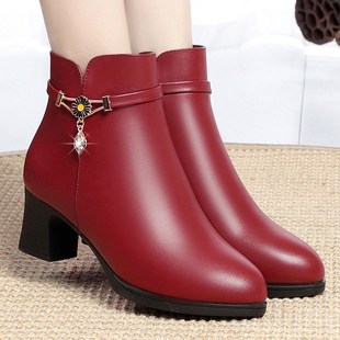 棉鞋 棉皮鞋 女软底短靴冬季 加绒保暖大码 中老年女雪地靴 新款 妈妈鞋