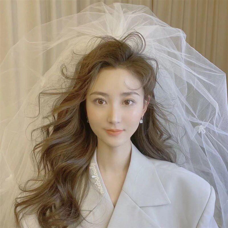 双层水晶韩国纱帝凡设计新娘头纱造型蓬松跟妆结婚头饰