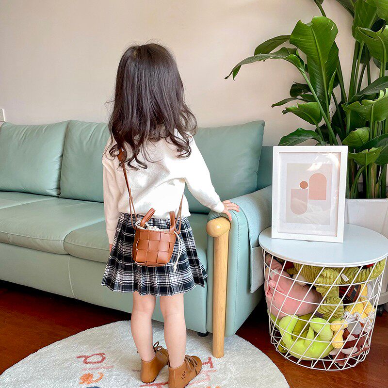 小女孩包包时尚j小包可爱潮公主包零钱包洋气女童斜挎包宝宝配饰