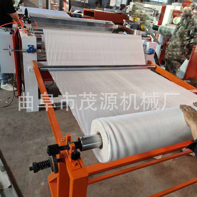广告布防水布无纺布涂胶机 成卷布料墙布涂布机 油性胶上胶机