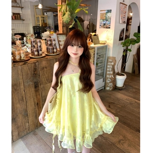 设计感小众黄色吊带连衣裙夏季 蓬蓬裙女 新款 甜美气质收腰显瘦短款