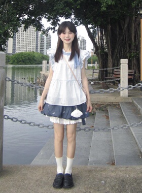 夏季穿搭一整套2025新款韩系减龄蕾丝蓝色衬衫小飞袖上衣蛋糕裙女