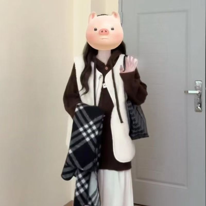 两件套韩版复古时尚软糯叠穿羊羔绒马甲背心女冬季咖色连帽针织衫