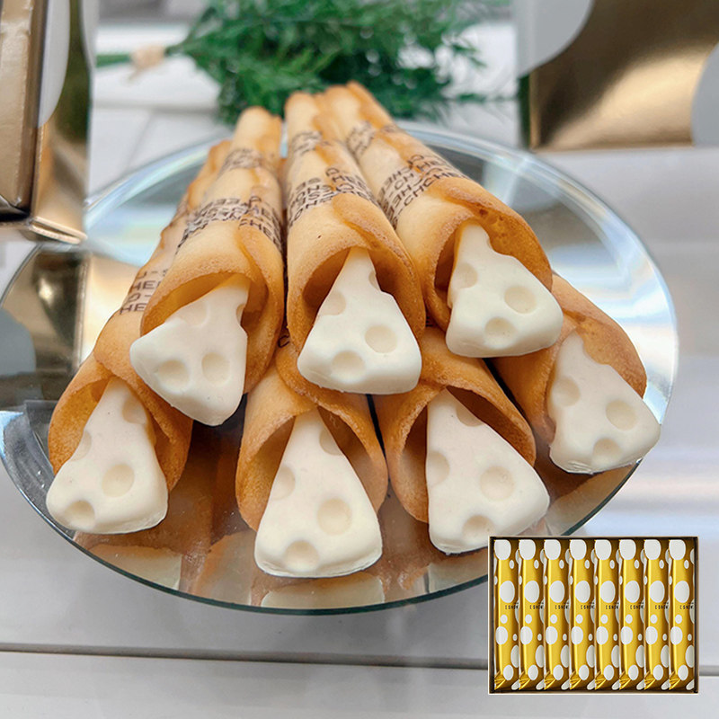 【顺丰】日本北海道snow cheese雪芝士奶酪夹心蛋卷零食伴手礼盒