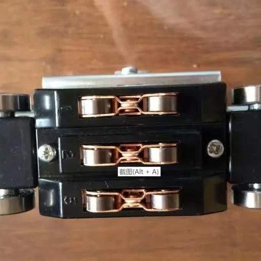 碳刷集电子套装 纯铜 拉布机铺布机电轨滑车 DHC6076配松拉布机裁