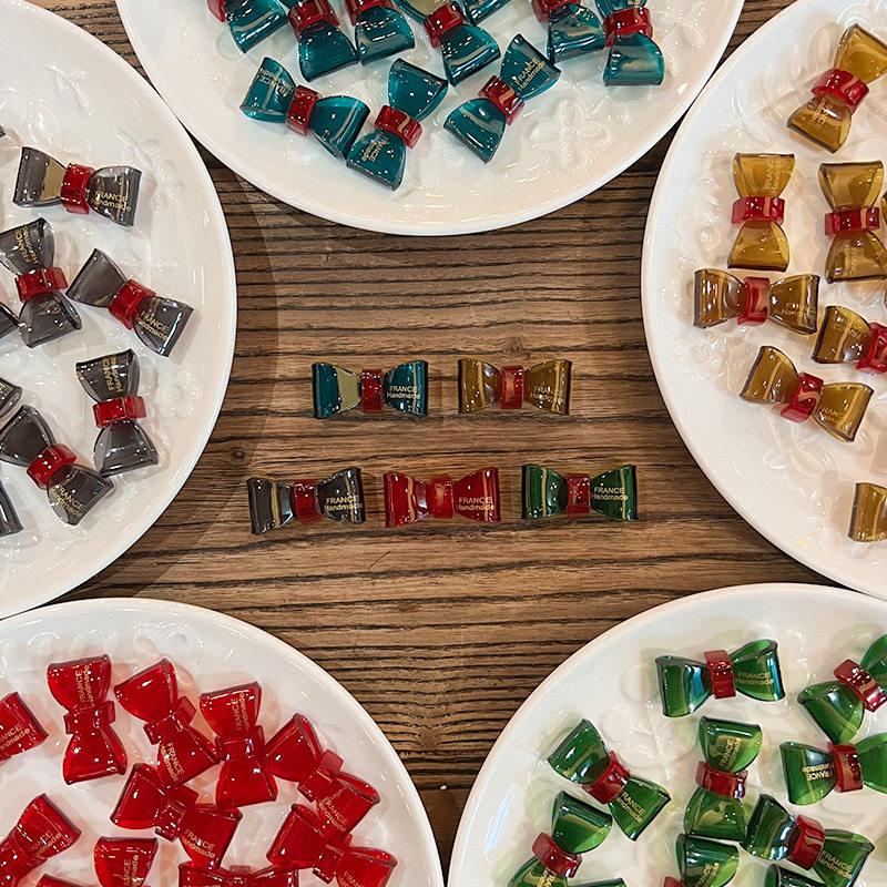 撞色蝴蝶结豹纹3D立体贴纸水杯装饰中控台显示屏DIY收纳盒风扇贴,玩具/童车/益智/积木/模型,贴纸,淘宝优惠券,粉丝福利购,淘宝优惠卷